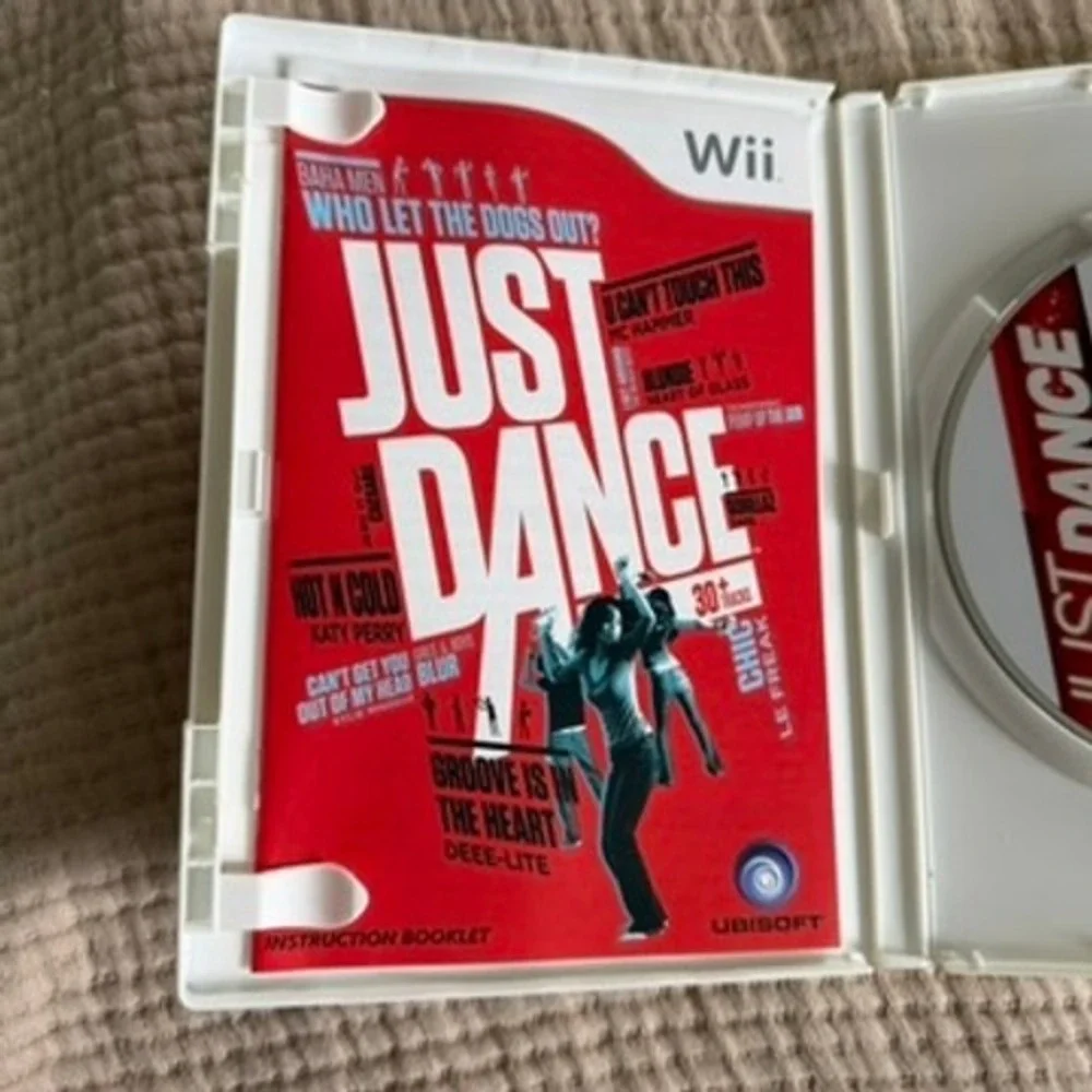 Just Dance Nintendo Wii CIB Untested Complete Ubisoft Rhythm Game NTSC